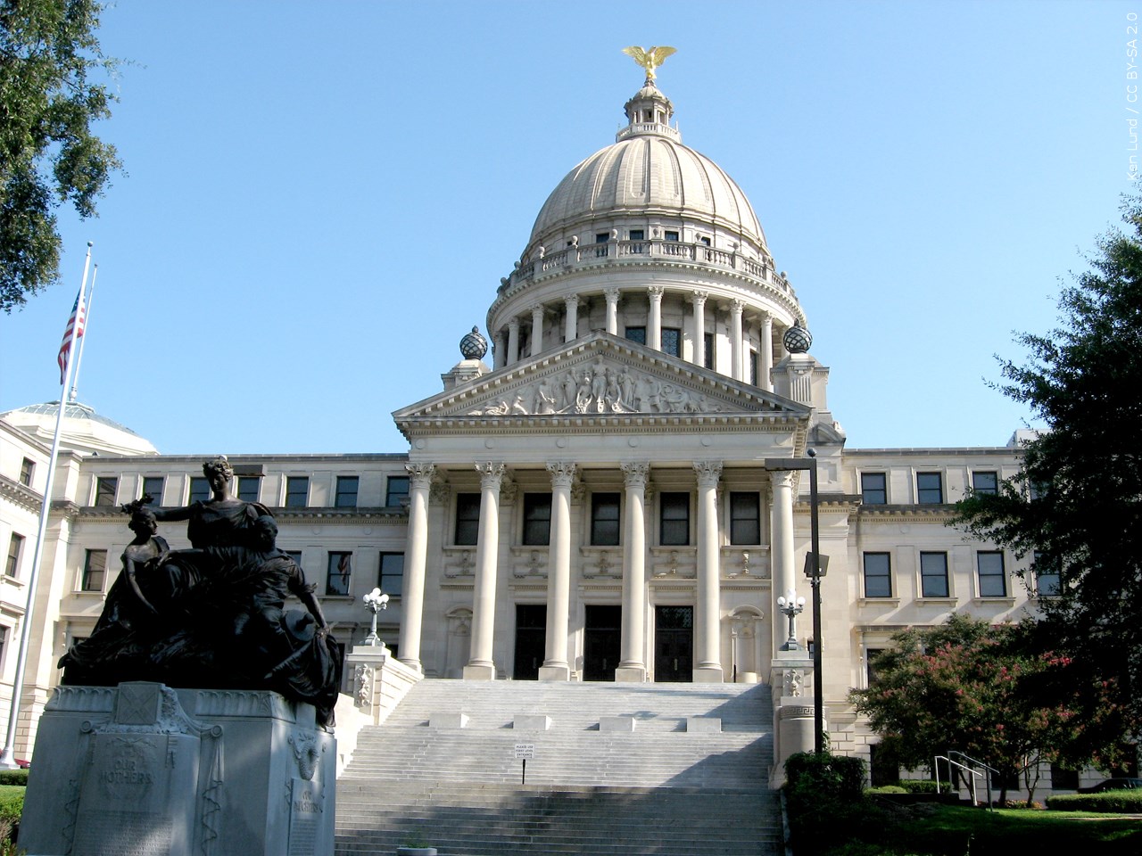 Bill moving through legislature could close 3 Mississippi universities